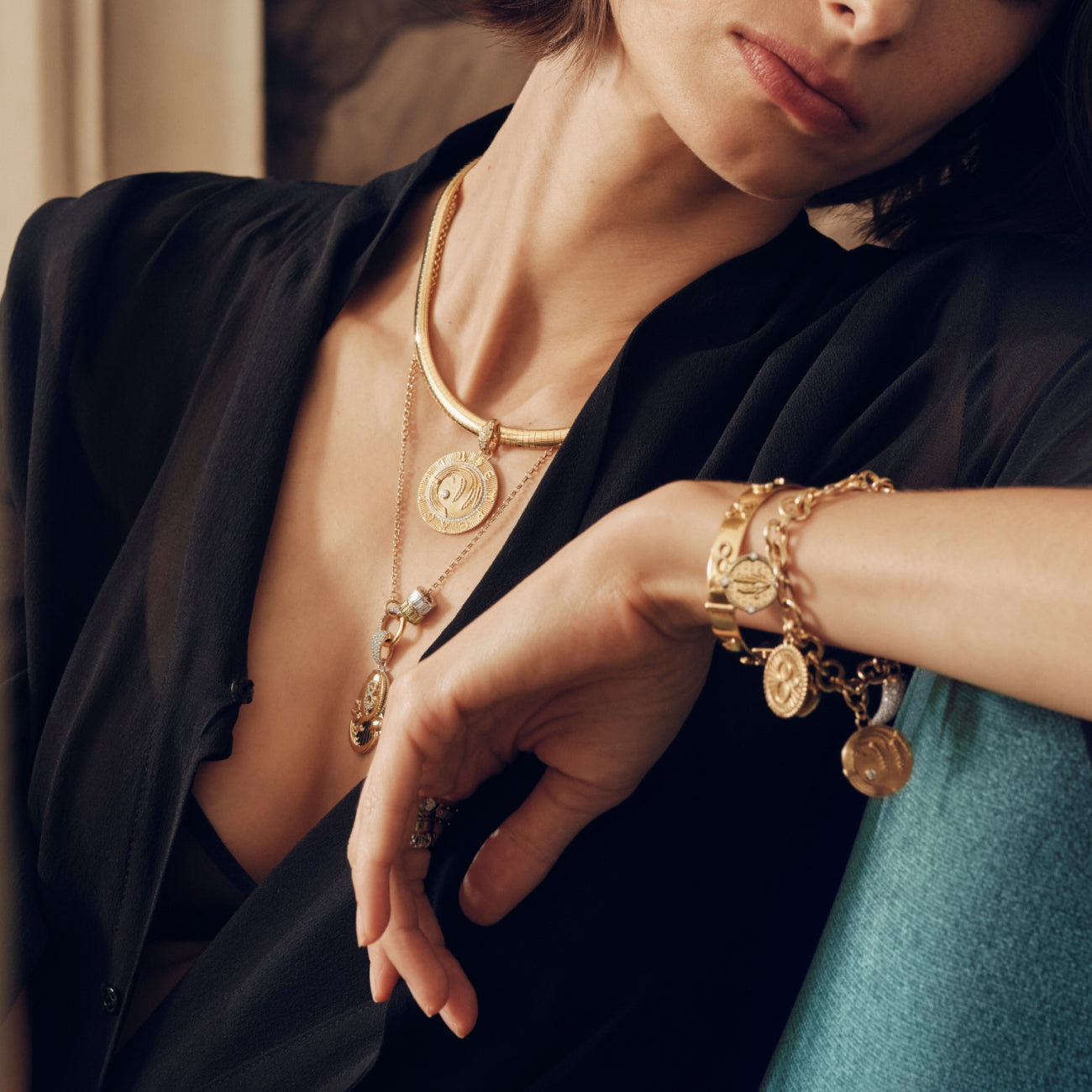 Infinite Gratitude and La Loba Claw Midsized Mixed Link Bracelet : in Mixed Gold with Diamonds