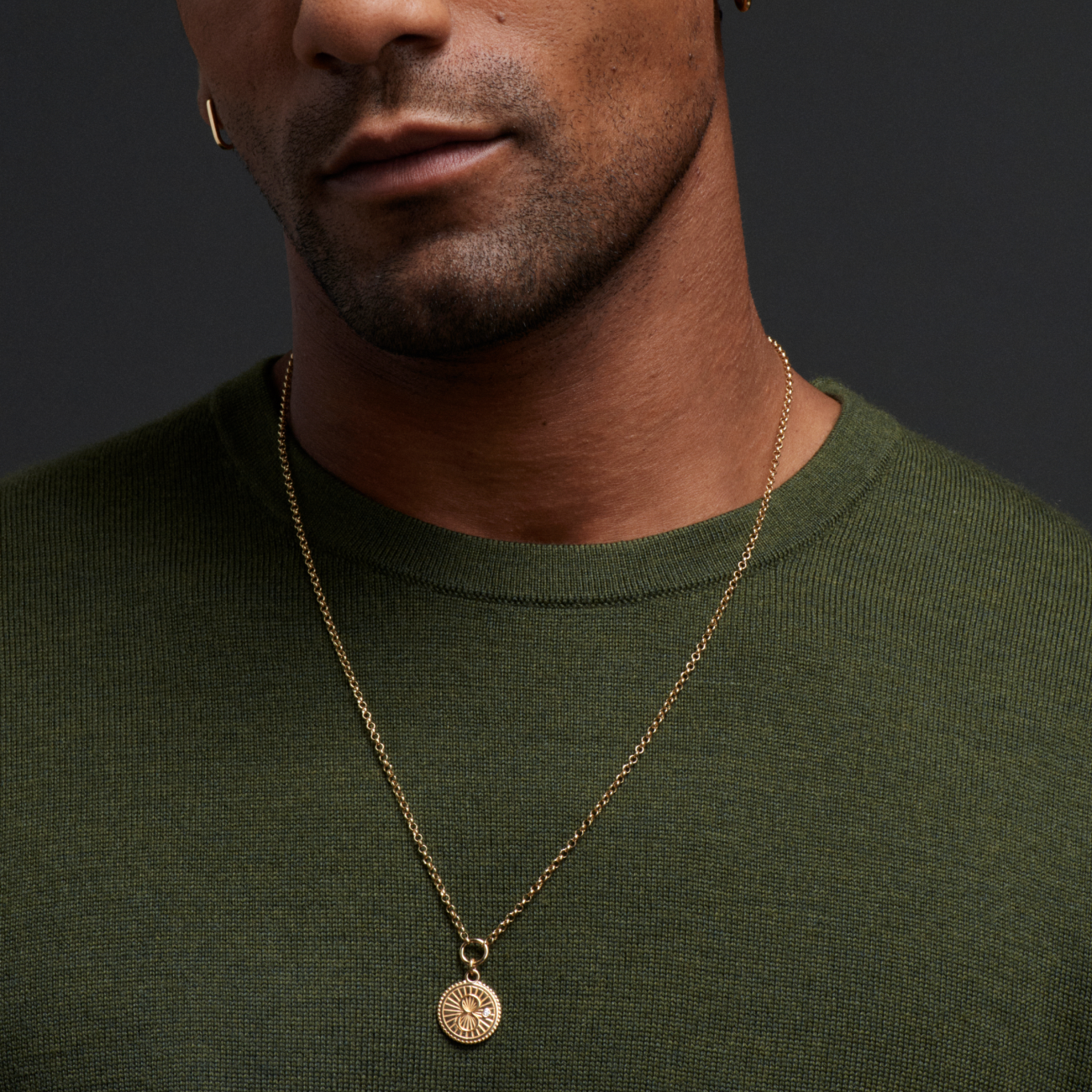 Karma Small Stationary Belcher Necklace : In Yellow Gold