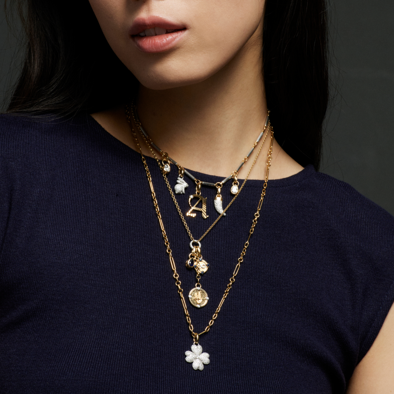 Initial and Snow Pavé Diamond Element Chain Story : in Mixed Gold