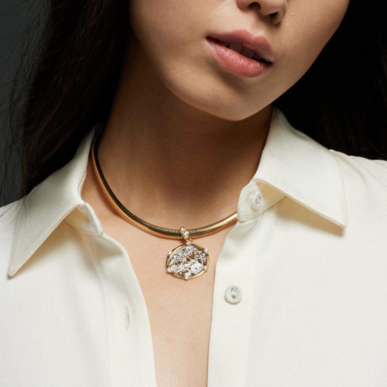 Resilience Medium Sleek Collar Necklace : in Mixed Gold with Diamonds