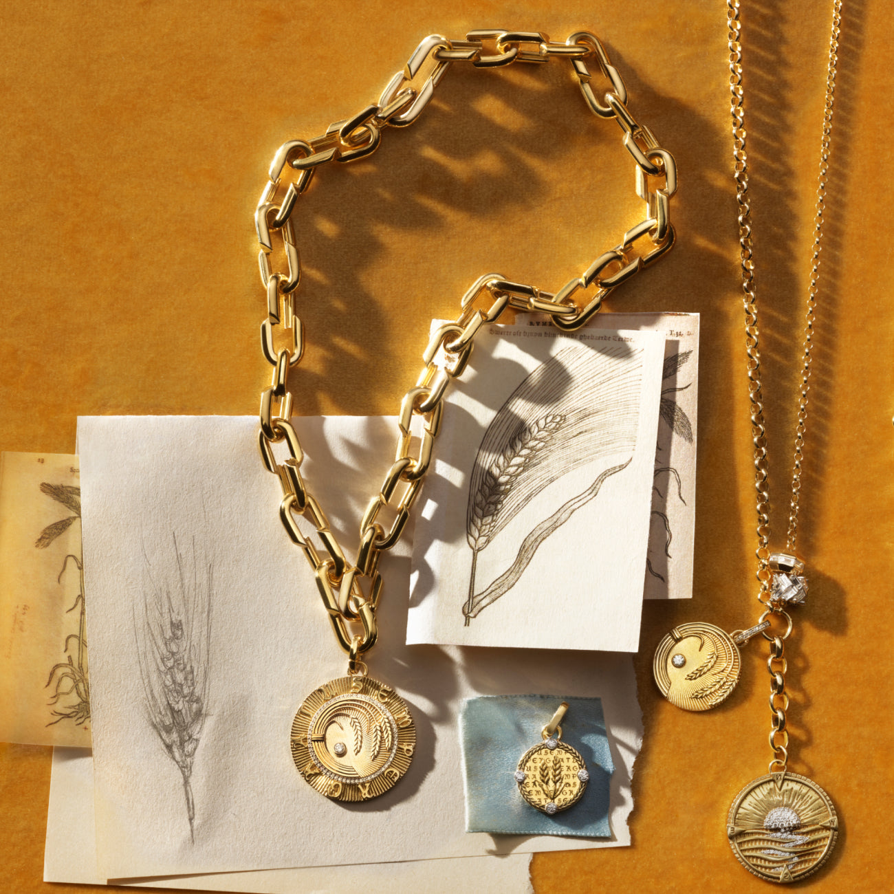 Infinite Gratitude Medium Strong Hearts Love Link Chain Necklace : in Yellow Gold with Diamonds